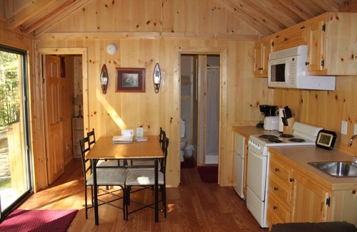 Lancaster Cabin | Deer Haven