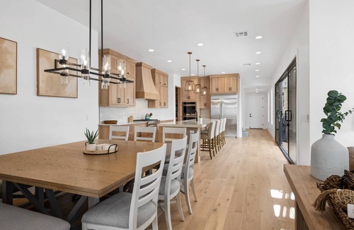 St. George House | Desert Gem: Private Pool, Lagoon + Beaches