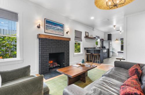 Riviera Beach House | Designer Cottage Near Beach, Singer Island & Peanut Island!
