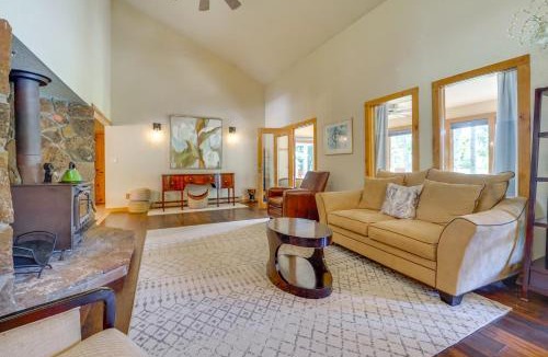 Turtle Lake House | Dog-Friendly Home w/Hot Tub & Decks in Durango!