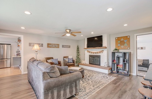 Edgewater House | Dog-Friendly Ranch Retreat ~ 5 Mi to Denver!