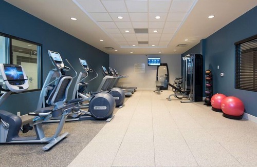 Seward Place Hotel | DoubleTree by Hilton Schenectady Downtown