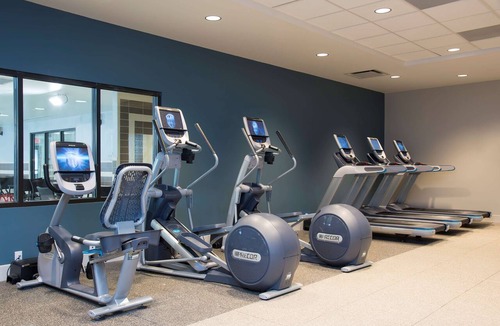 Seward Place Hotel | DoubleTree by Hilton Schenectady Downtown