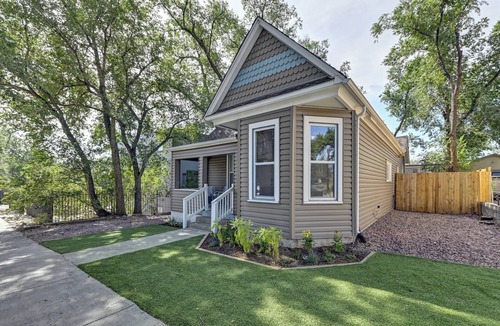 Central Colorado Springs House | Downtown - Colorado Cool - Clean and Quiet