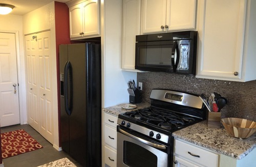Kinney Runn House | Downtown Golden - Expansive Views - Walk to Restaurants, Shops & Trails