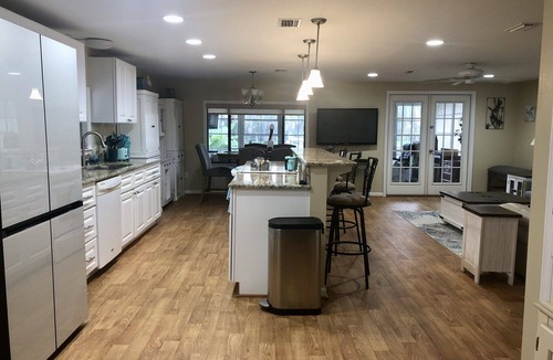 Crawfordville House | Dragonfly on the Canal with golf cart included beginning 7/12/26