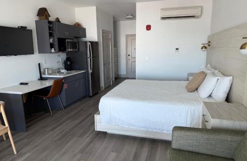 Mexico Beach Hotel | Driftwood Inn