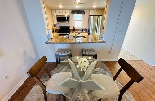 Dunedin Condo | Dunedin Causeway Honeymoon Caladesi Island 1/1 Pool 316