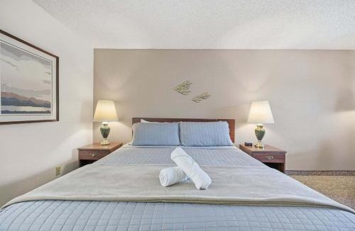 Manitou Springs Hotel | Eagle Motel Suite 226