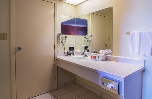 Hurricane Hotel | Econo Lodge Hurricane Zion Park Area