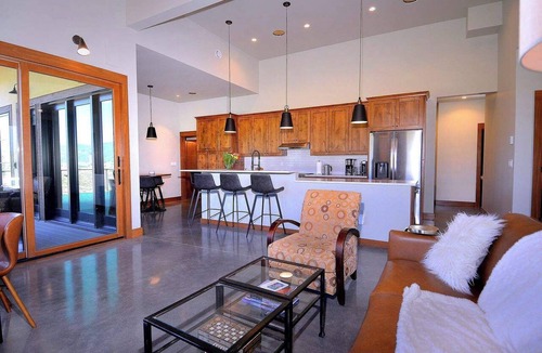 Crested Butte South House | Edge of Paradise, brand new 3BD/2.5BA, views!