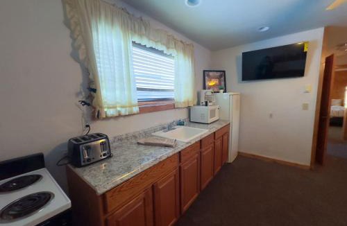 Grand Lake House | Elk Run cabin steps to lake in town 5 min to RMNP