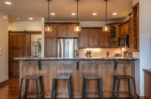 Steamboat Springs House | Emerald View | Luxe Decor & Mtn Modern Design | Tons of Room & Storage