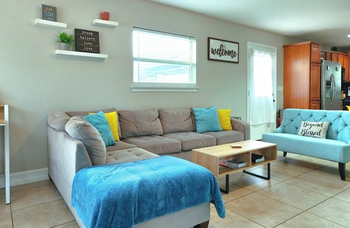 Winter Garden Villa | Enchanted 2 Bedroom Home near Downtown Winter Garden