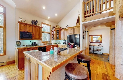 Fraser House | Enchanting mountain oasis with hot tub, fireplaces, deck, & views