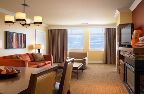 Avon Villa | Enjoy Christmas 2026 at the Westin Riverfront