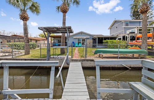 Marthas Vineyard House | Entire 3BR/2BA Home with Waterfront Access and your own kayak's and paddle-board.