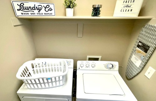 Riverton Apartment | Entire apartment 1Bd/1Ba, 1King bed and 1 Queen bed, it accommodates 1-4 guests