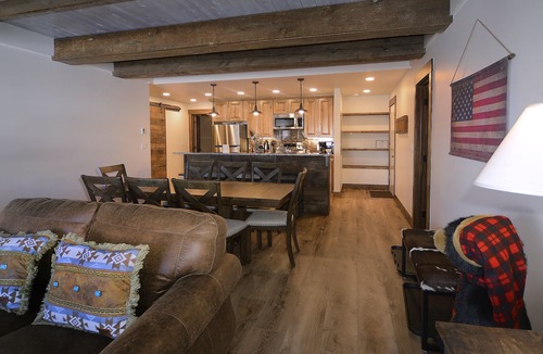 Mount Crested Butte Condo | Epic Location! True Ski-In/Ski-Out Access. Corner Condo close to everything