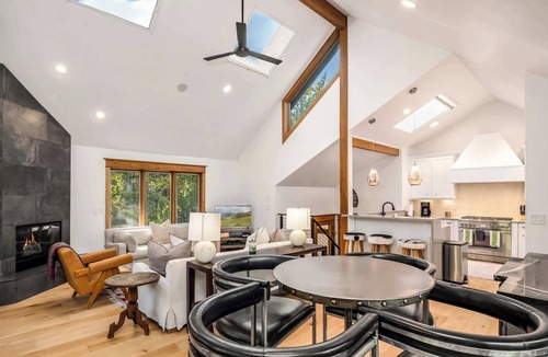 Vail House | Evergreen Escape - Home for 10