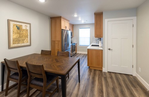 Cottonwood Heights Apartment | Excellent location for skiing! Brand new, comfy 2BR apartment
