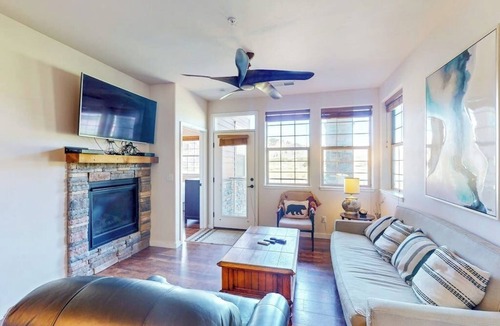 Silvercreek Condo | Exceptional Mountain Condo with Community Pool and Hot Tub - Dogs OK
