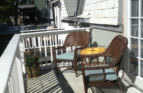 City Park West Apartment | Exceptional! Must See! Sunny Studio Top Location, Private Balcony