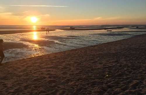 North Eastham House | Experience Cape Cod Beaches: Charming 4-bedroom just a 10min stroll to the beach