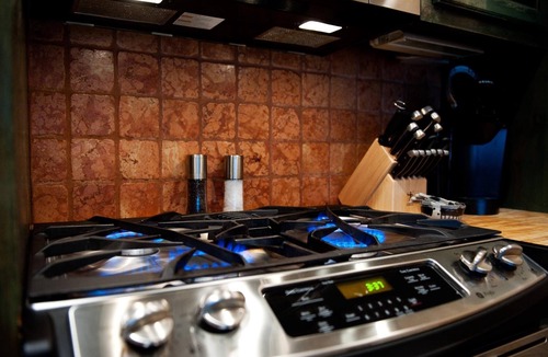 Purgatory House | Exquisite Links & Mountain Retreat | AC, Pool, Hot Tub, Golf & Ski