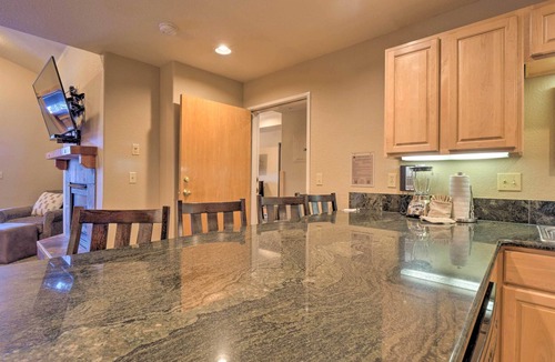 Four O'Clock Condo | Fabulous New Years Ski In and Ski Out Condo Grand Timber Lodge Breckenridge, CO