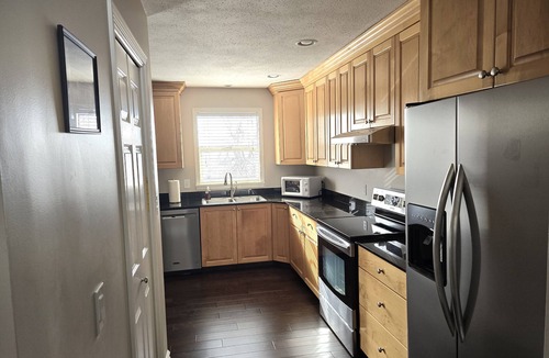 Cottonwood Heights House | Fabulous Ski House- Internet/Hot Tub/Foosball/Gym
