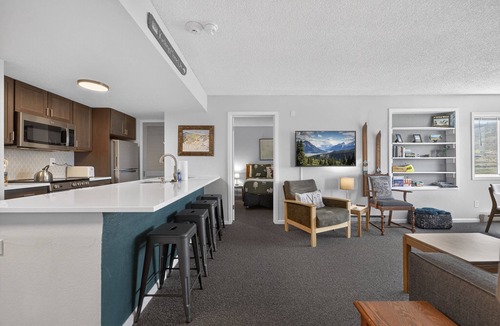 Silvercreek Condo | Family Adventure Retreat - Ski In/Out Hot Tub Steps to Kicking Horse Lift