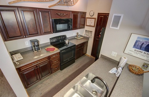 Keystone Condo | Family Favorite w/Indoor Pool & Hot Tubs!