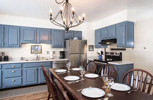 Glenwood Springs House | Family Home in Town, Across from Rio Grande Trail