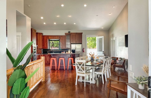 Heber House | Family Retreat/Reunions: HotTub & Sauna, Views, Games, Pets, Traeger & Weber