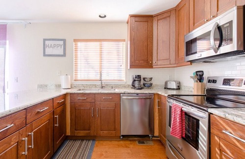 Windsor House | ❤️ Family Trip-Kids Friendly, Convenient Location and Professionally Cleaned