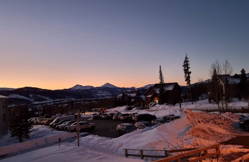 Wildernest Condo | First listed in '23 Awesome Mountain condo minutes from world class skiing 🏂⛷️