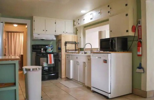 Manila House | Flaming Gorge Fishing Retreat Hot Tub Boat Parking Sleeps 10