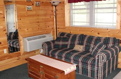 Flintstone Cabin | Flintstone Vacation Rental for the Best Weekend Getaways in Maryland