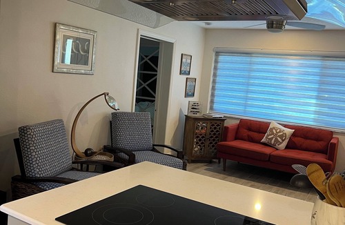 New Port Richey House | Florida Cottage New Port Richey Sunset Cruise Fishing, Close to Beaches Sleeps 6
