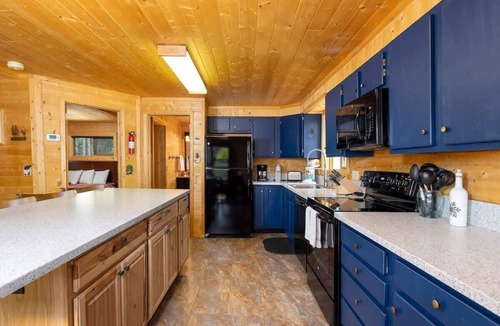 Breckenridge Cabin | Forest Cabin w/Hot Tub, Near Breckenridge Trails
