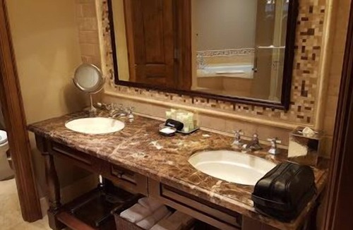 Downtown Resort | Formerly Hyatt Grand Aspen - Luxury Residence in the Heart of Aspen