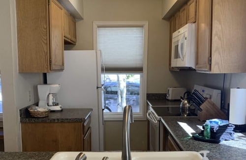 Historic District House | French Ridge Townhomes 2Bed/2bath. Charming townhome in the Historic District.