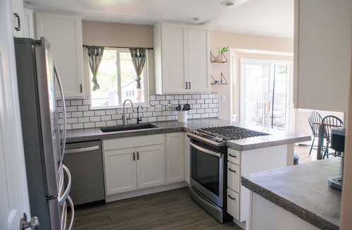Fruita House | Fruita Getaway - Hot Tub, Pet Friendly, Fenced Backyard, Central Location