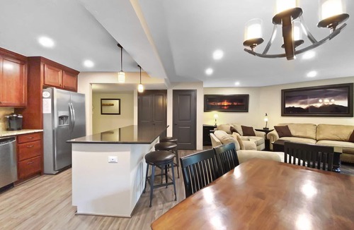Peak 9 Condo | Fully Remodeled, Close To Lifts, Outdoor Pool/Hot Tubs - 2 BR- Powderhorn Condo