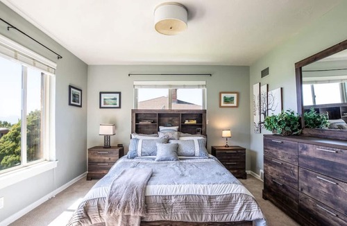 Canyon Rim House | Fun and Perfect Location for SLC and Outdoors!