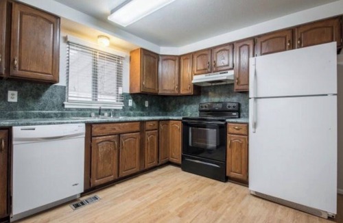 Orem House | Garden Estate at the base of the Mountains, sleeps 16, near BYU