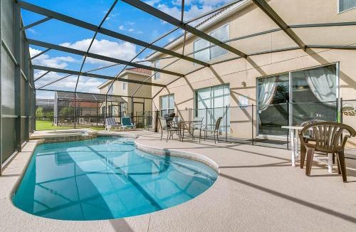 Solana Villa | Gated Resort-6BR Home-Private Pool-Free WiFi-Near Disney