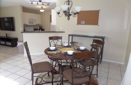 Lady Lake House | 🧡Gorgeous Dried Waterfront Oasis In Heart of The Villages 2 BR, 2 BA