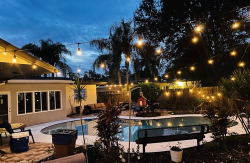 Oldsmar House | Gorgeous Upscale 3/2 home with Pool. 9 minutes from Honey Moon Island